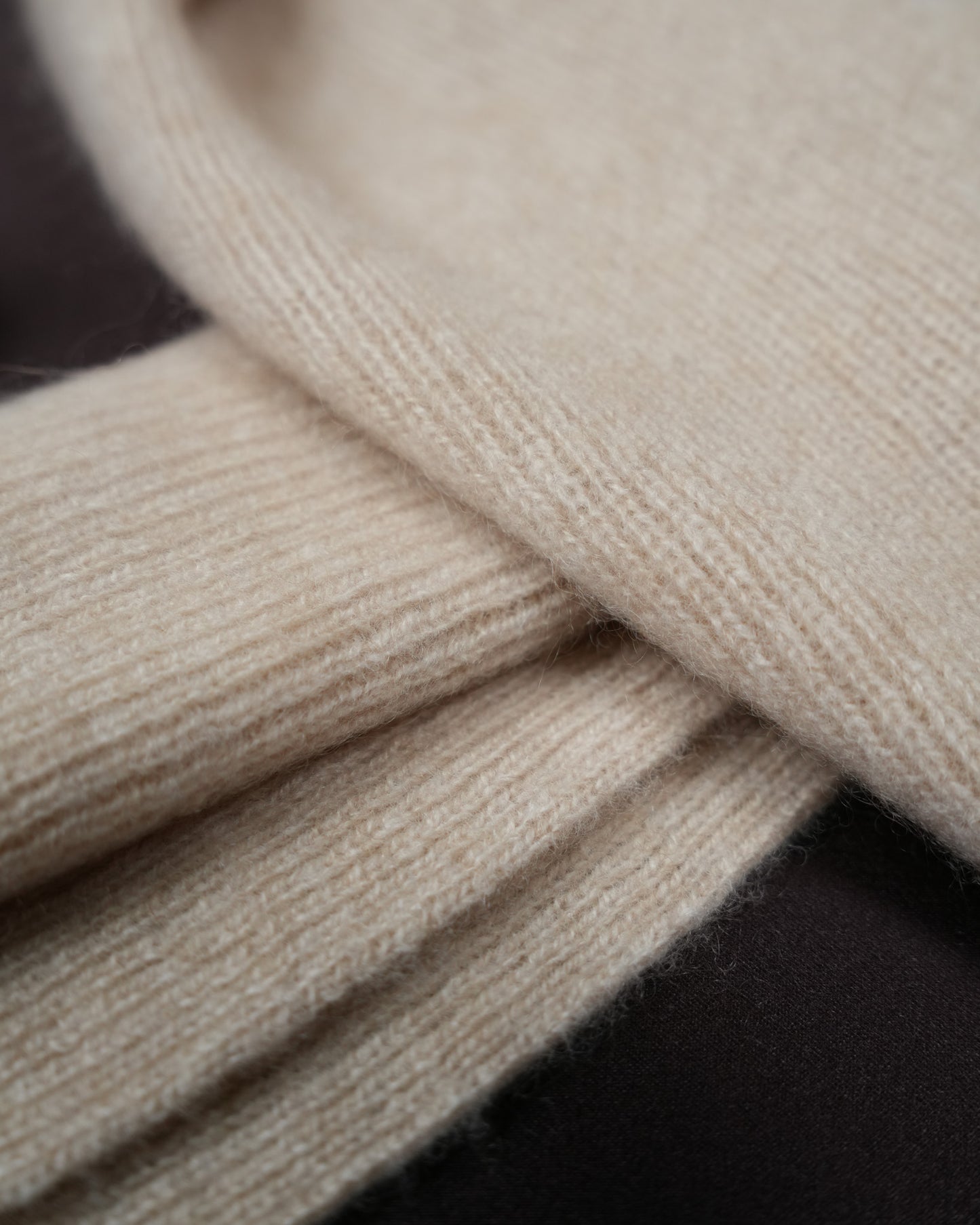 Baby-Schal aus 100 % reinem Kaschmir fein eingearbeitetes Lochmuster