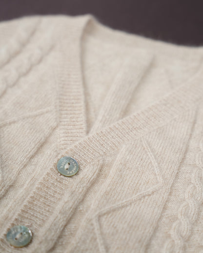 Baby vest made from 100% cashmere – cable knit pattern