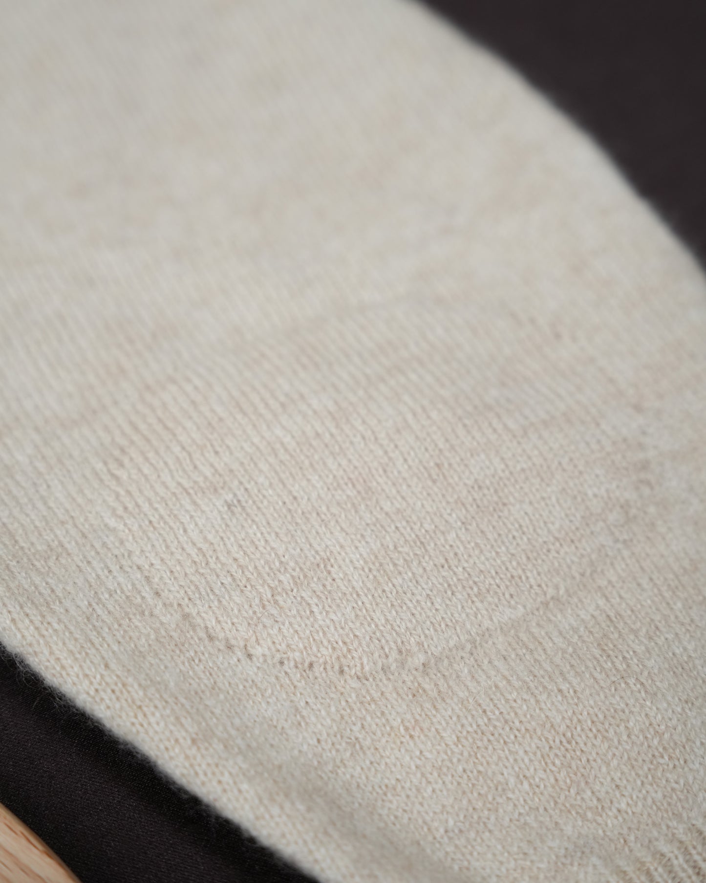 Baby trousers made from 100% cashmere with knee protection